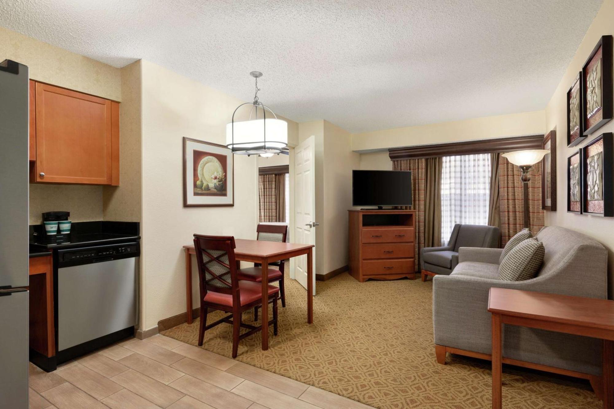 Homewood Suites By Hilton Dallas-Park Central Area מראה חיצוני תמונה